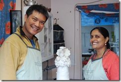 Thai-Australian ceramicist Vipoo Srivilasa with visiting Indian artisan Pushpa Kumari